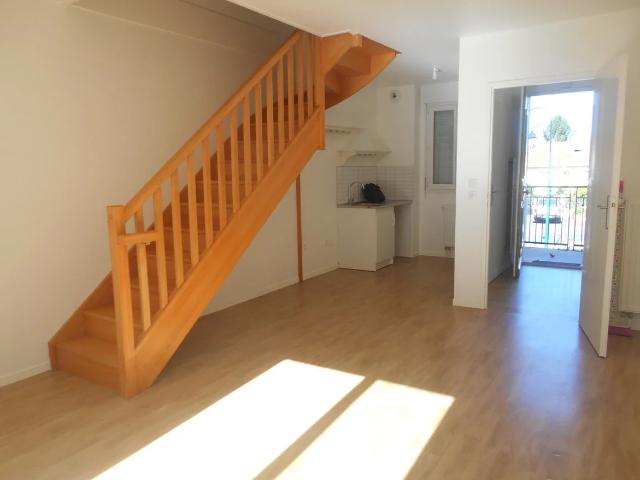 Location Appartement Rue du Château d'Eau, Santeny