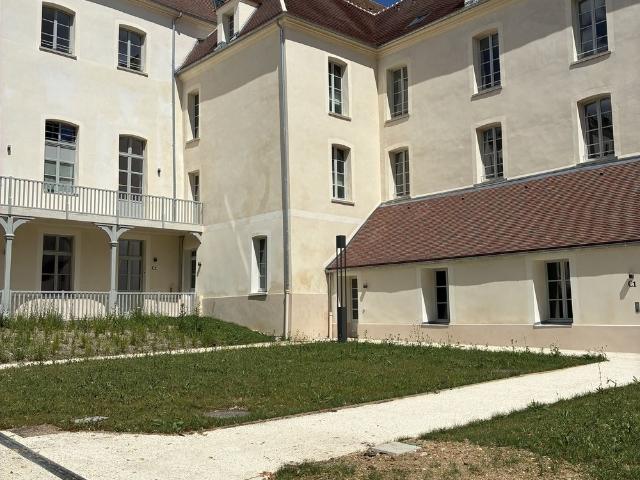 Location Appartement Rue du Chemin de Nantouillet, Juilly
