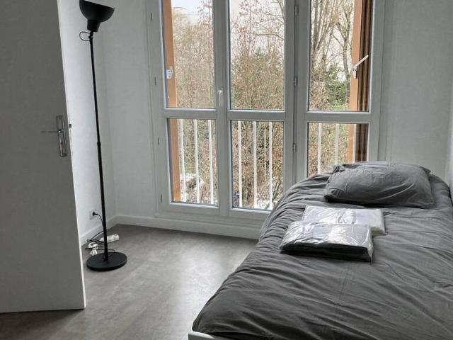 Location Appartement Rue du Chemin de Fer, Chilly Mazarin