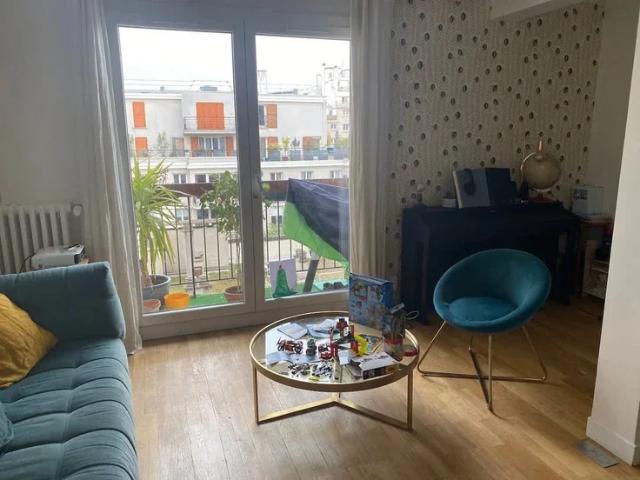 Location Appartement Rue du Chemin Vert, Paris