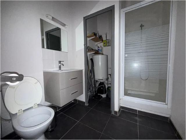 Location Appartement Rue du Curé Saint Étienne, Lille