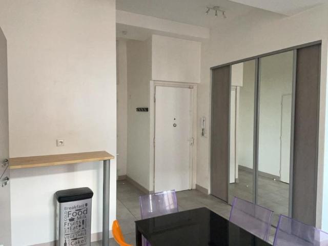 Location Appartement Rue du Bourbonnais, Lyon