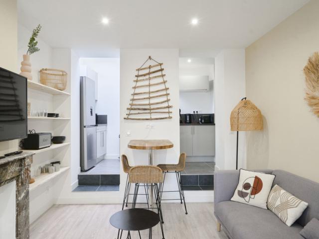 Location Appartement Rue du Bazinghien, Lille