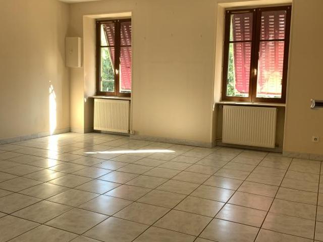 Location Appartement Rue du Beaujolais, Saint Clément sur Valsonne