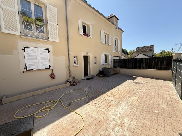 Location Appartement Rue du Bel Air, Fosses