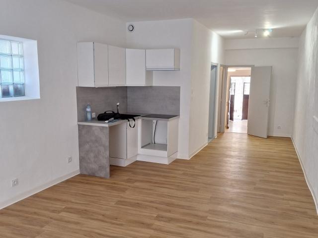 Location Appartement Rue du Bras d'Or, Tarascon