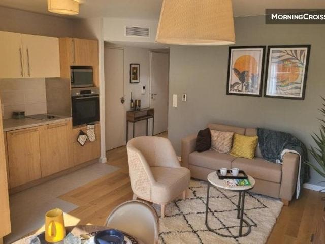 Location Appartement Rue du Gouverneur Général Éboué, Issy les Moulineaux