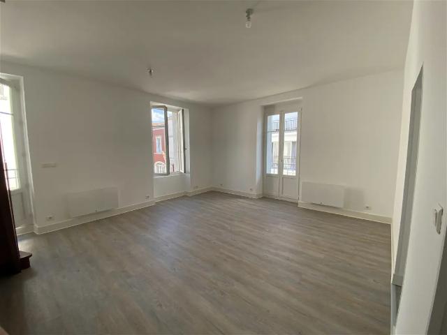 Location Appartement Rue du Général de Gaulle, Paimbœuf