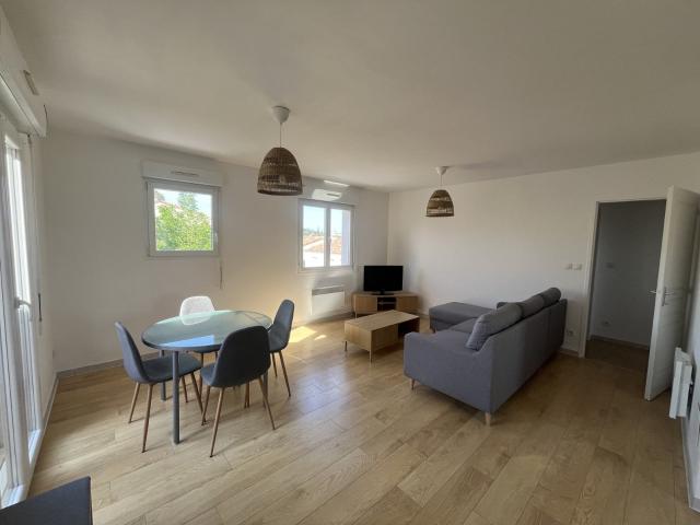 Location Appartement Rue du Glanet, Saint Paul Trois Châteaux