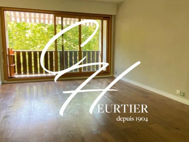 Location Appartement Rue du Doyen Gosse, La Tronche