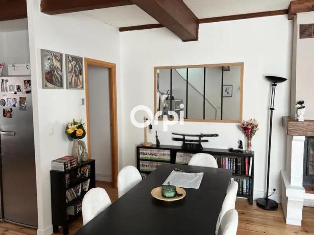 Location Appartement Rue du Docteur Émile Marte, Neuville en Ferrain
