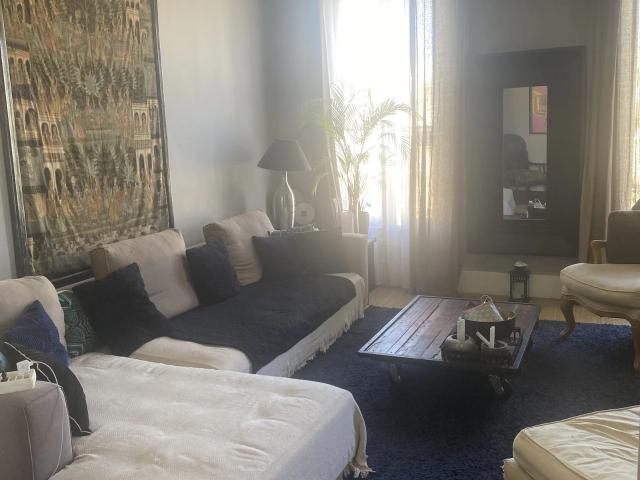 Location Appartement Rue du Docteur Escat, Marseille