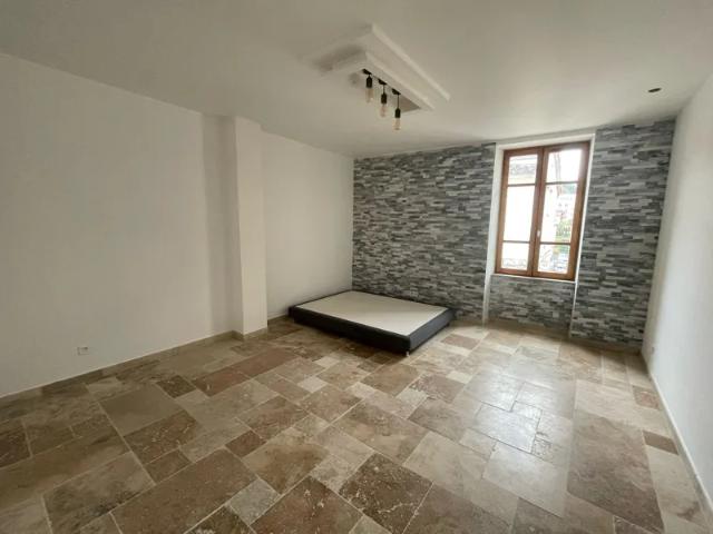 Location Appartement Rue du Docteur Richard, Bessèges
