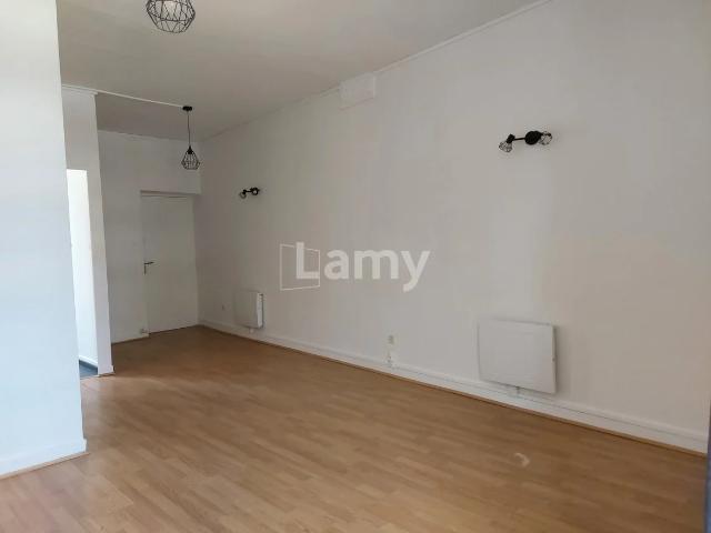 Location Appartement Rue du Dévidet, Montargis