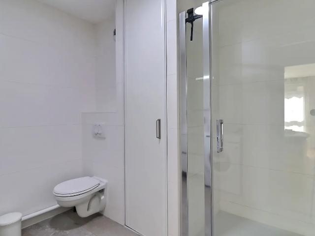 Location Appartement Rue du Dessous des Berges, Paris