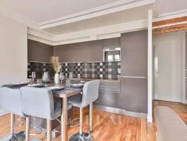 Location Appartement Rue du Foin, Paris