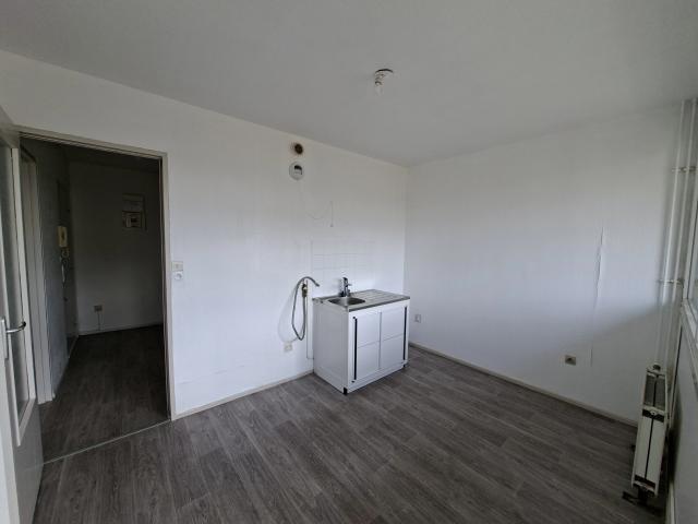 Location Appartement Rue du Fort de Troyon, Mably
