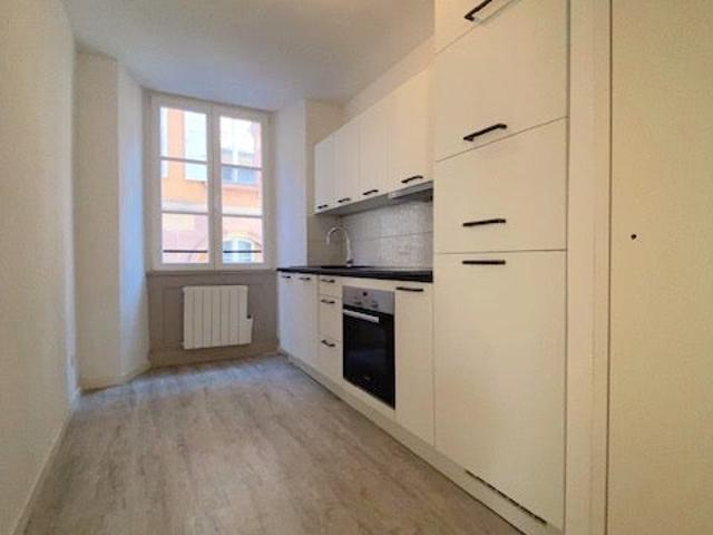 Location Appartement Rue du Fossé des Tanneurs, Strasbourg
