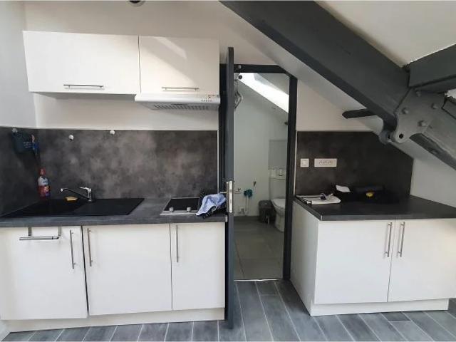 Location Appartement Rue du Faubourg d'Arras / Route d'Arras, Faches Thumesnil