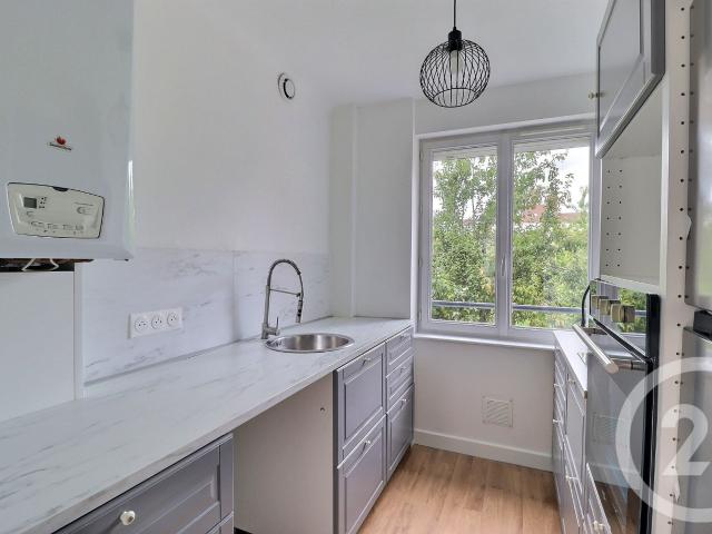 Location Appartement Rue du Faubourg de Béthune, Lille