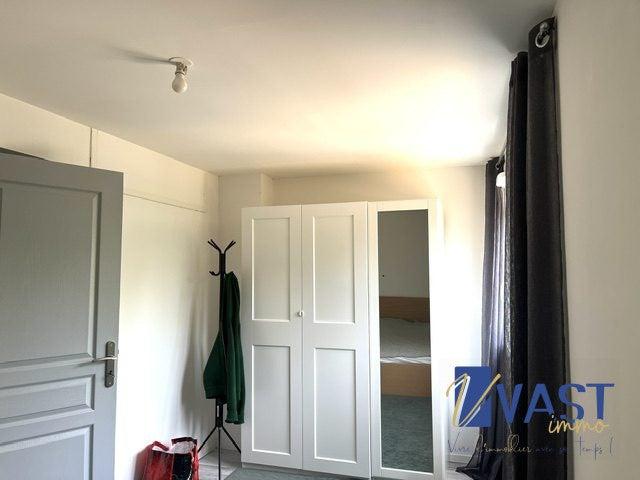 Location Appartement Rue du Faubourg de Roubaix, Lille