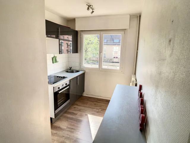 Location Appartement Rue du Faubourg Notre Dame, Lille