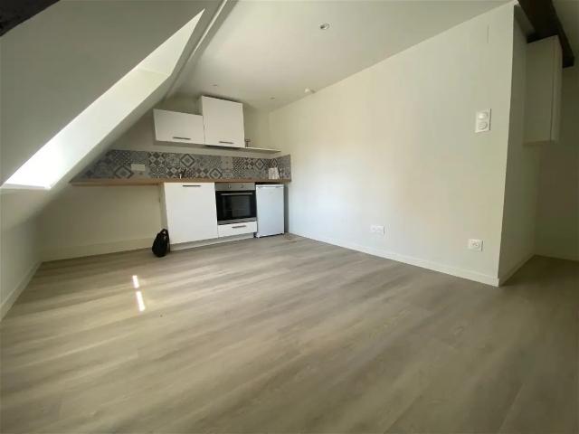 Location Appartement Rue du Faubourg National, Strasbourg