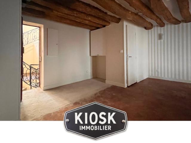 Location Appartement Rue du Faubourg Saint Denis, Paris