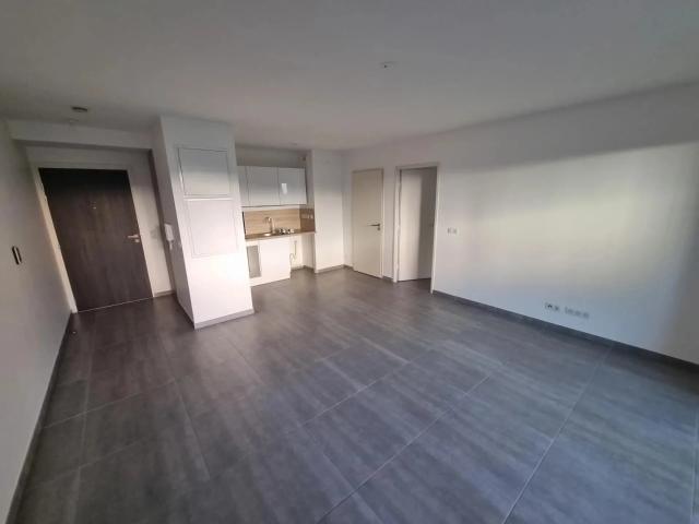 Location Appartement Rue du Faubourg Saint Jaumes, Montpellier