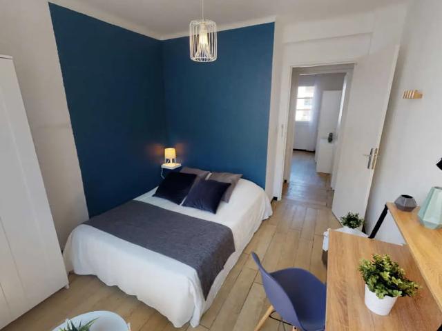 Location Appartement Rue du Faubourg Saint Jaumes, Montpellier