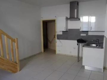 Location Appartement Rue du Faubourg, Rochemaure