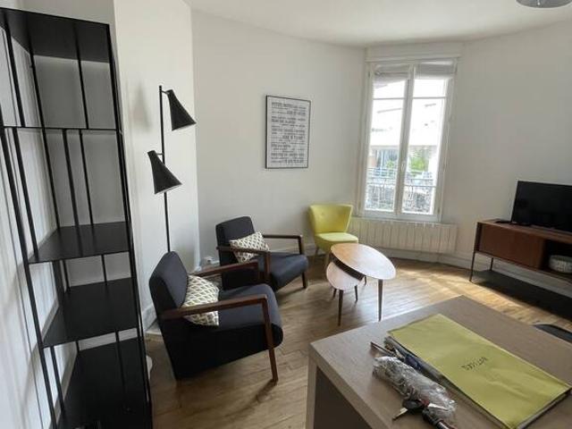 Location Appartement Rue du Hameau Fleuri, Boulogne Billancourt