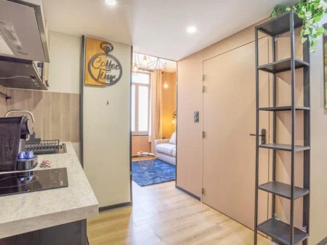 Location Appartement Rue du Jeune Anacharsis, Marseille
