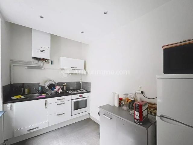 Location Appartement Rue du Onze Novembre, Vic le Comte