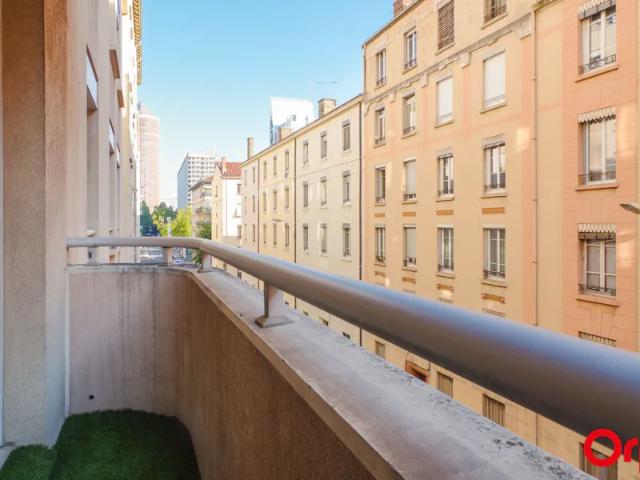 Location Appartement Rue du Lac, Lyon