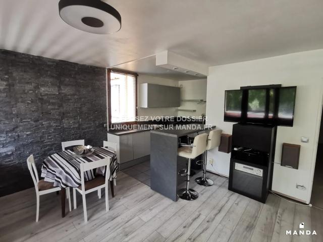 Location Appartement Rue du Lieutenant Colonel Girard, Lyon