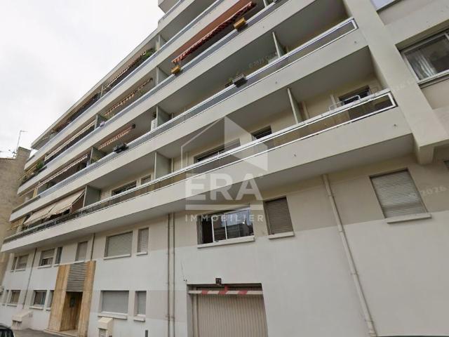 Location Appartement Rue du Lieutenant Jean Baptiste Meschi, Marseille