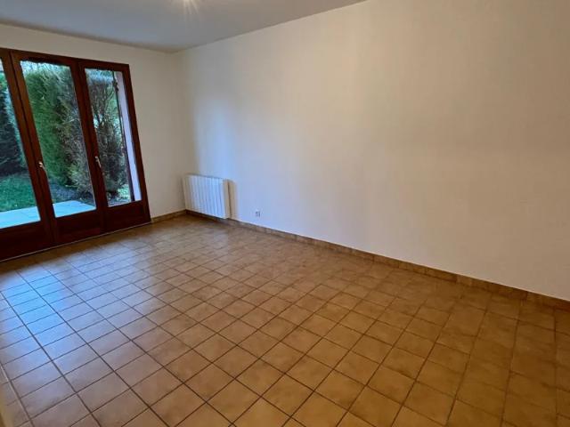 Location Appartement Rue du Lycée, Cessy