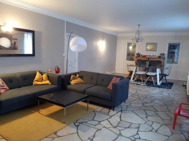 Location Appartement Rue du Lycée, Dijon
