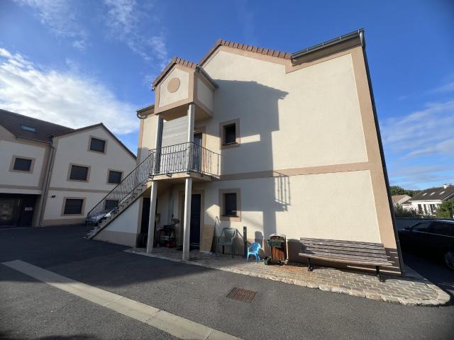Location Appartement Rue du Moulin à Vent, Limours