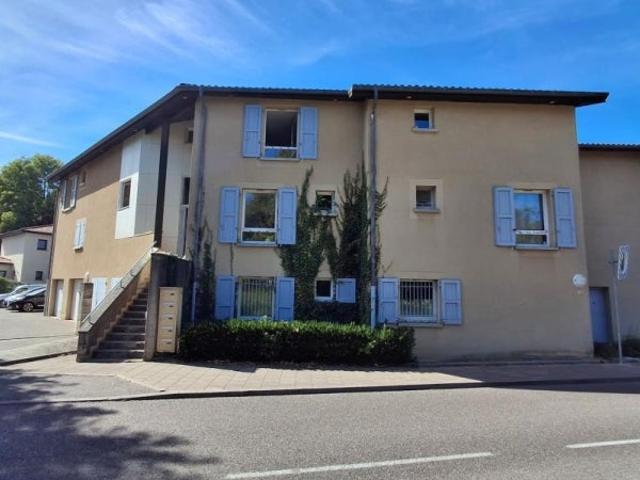 Location Appartement Rue du Moulin, Four