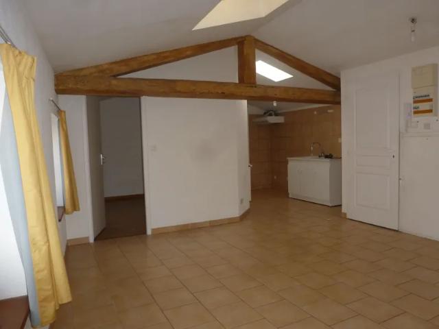 Location Appartement Rue du Moulin, Saint Laurent du Pape