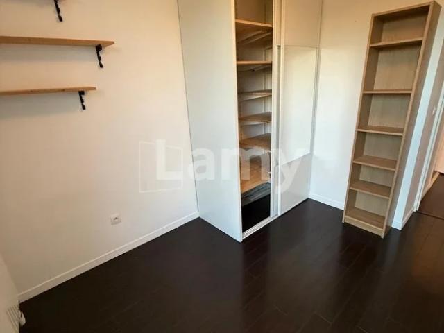 Location Appartement Rue du Moutier, Cergy