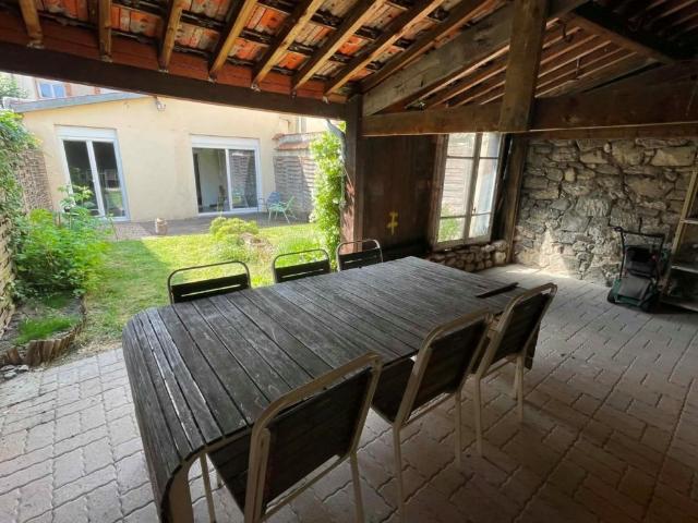 Location Appartement Rue du Mont d'Arène, Reims