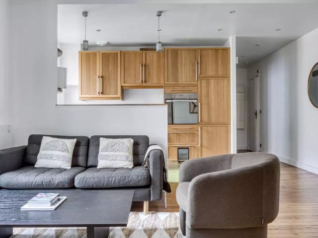 Location Appartement Rue du Montparnasse, Paris