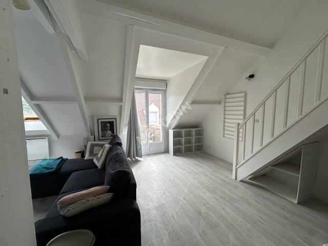 Location Appartement Rue du Malconseil, Épernon
