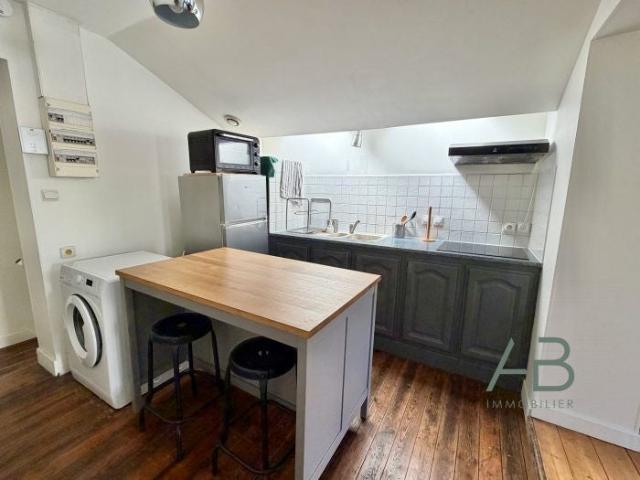Location Appartement Rue du Marché, Lille