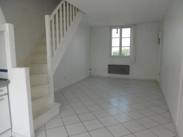 Location Appartement Rue du Maréchal de Lattre de Tassigny, Sully sur Loire