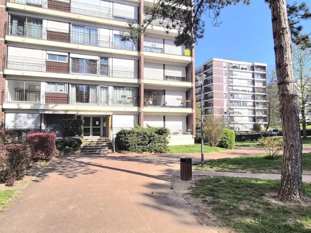Location Appartement Chemin de l'Île, Brunoy