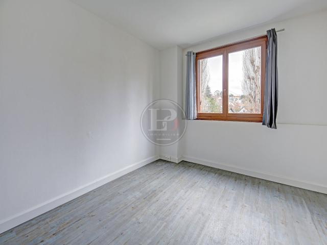 Location Appartement Rue Du Marechal Lyautey, Saint Germain en Laye
